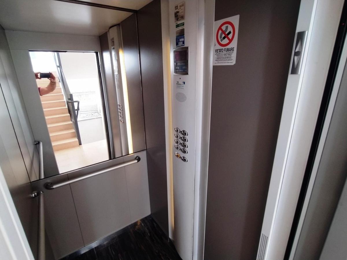 Apartment Vicino Metro C - Mirti *
