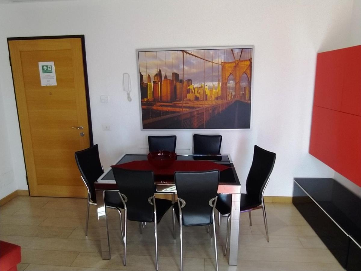 Apartment Vicino Metro C - Mirti *