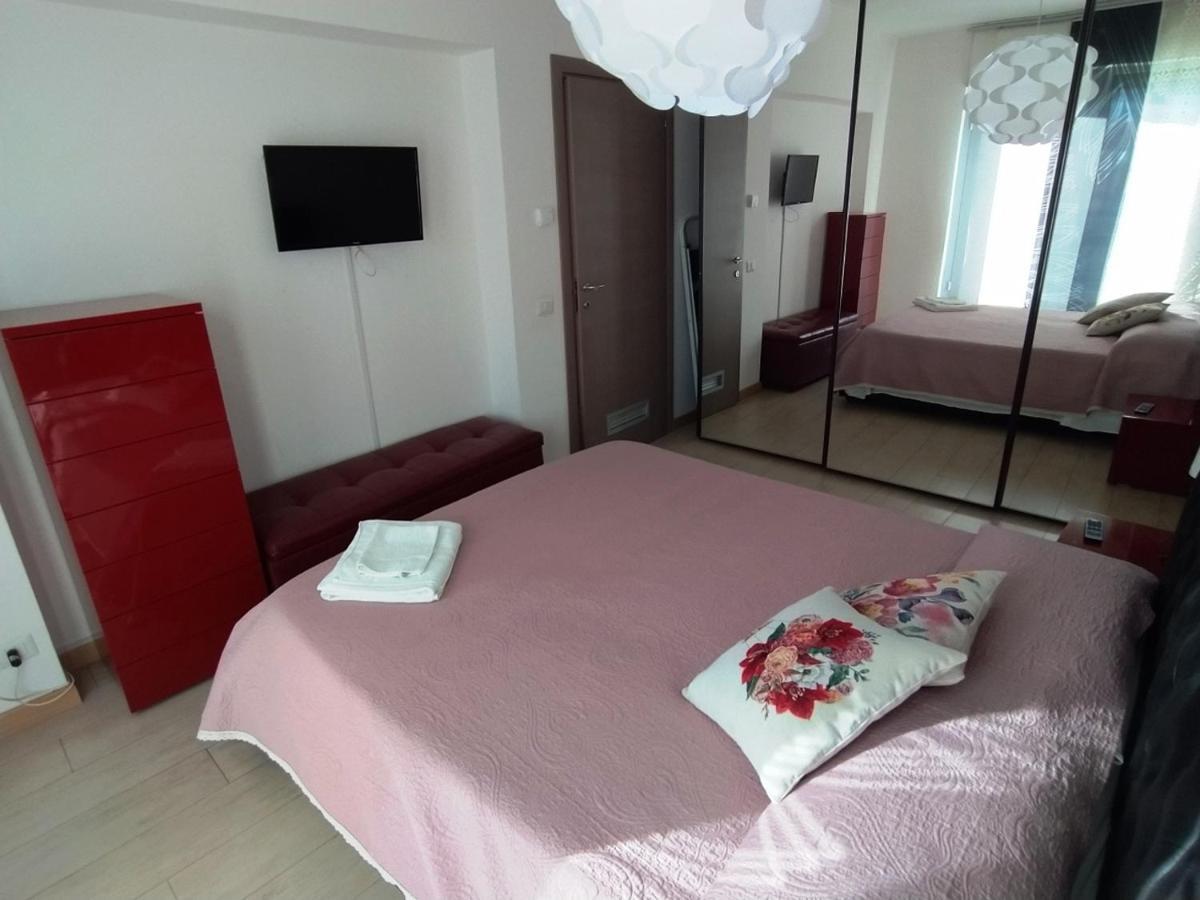 Vicino Metro C - Mirti Apartment *